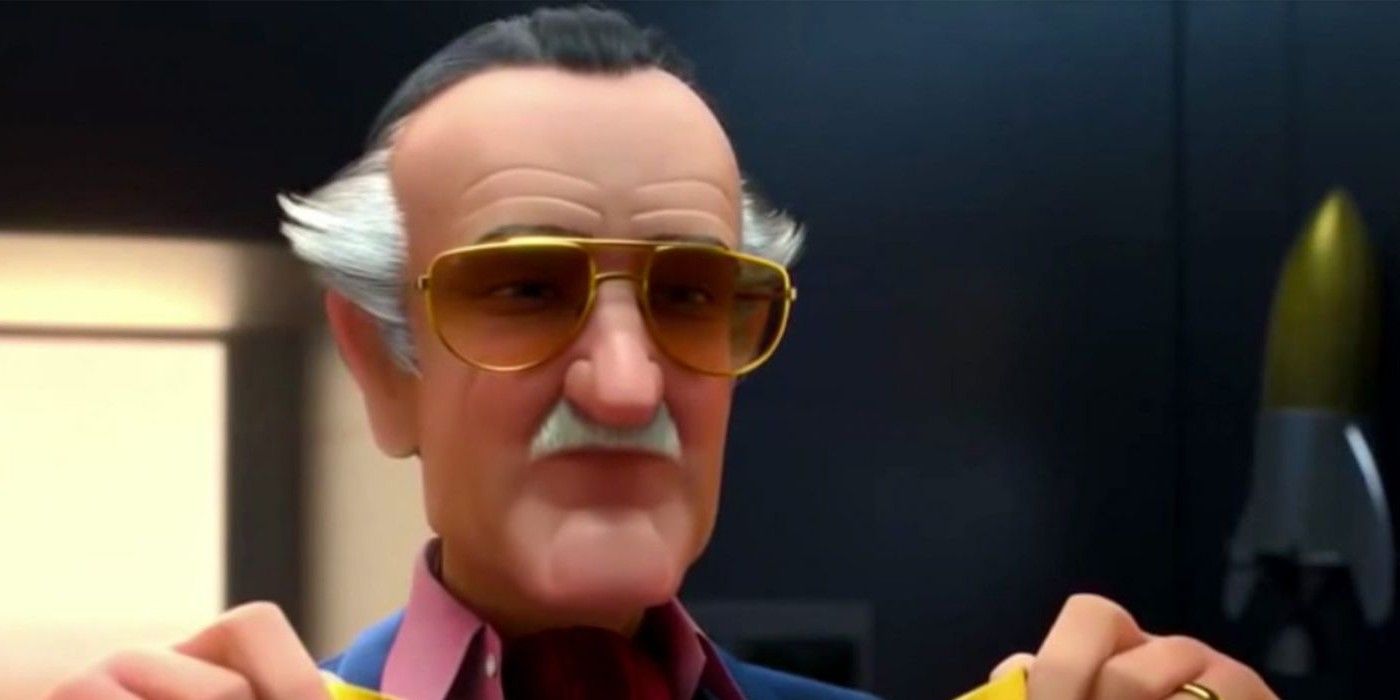 Stan Lee in 1/6th scale from Hot Toys