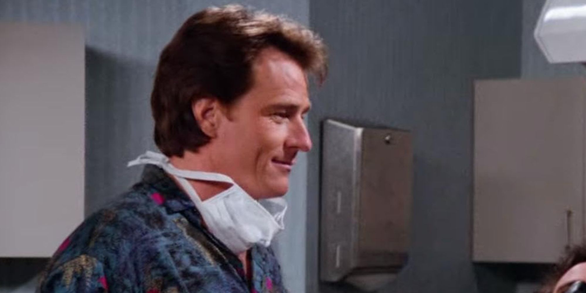 Bryan Cranston sonríe en 'Seinfeld'