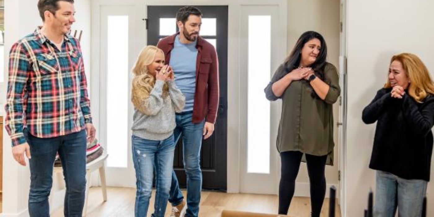 Kristin Chenoweth joins Jonathan and Drew Scott as they surprise her property managers with their new home.