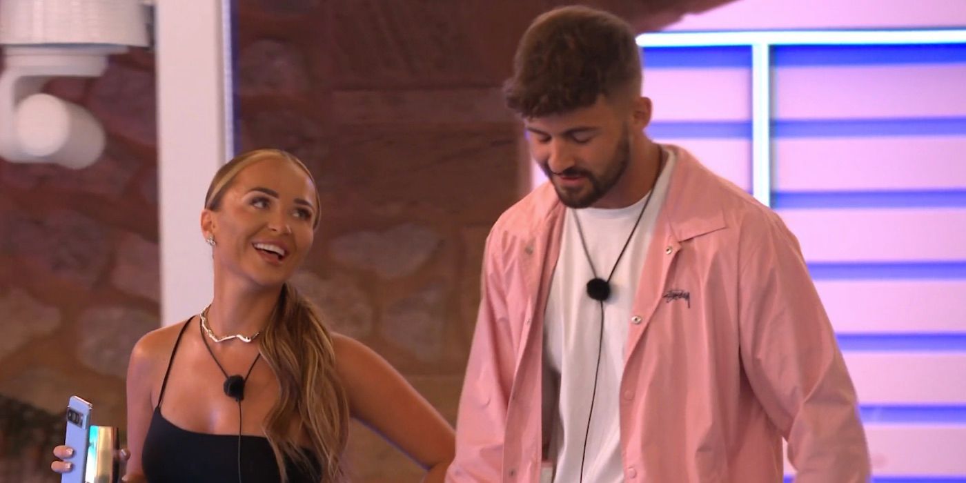 ciaran-nicole-walking-love-island-s11