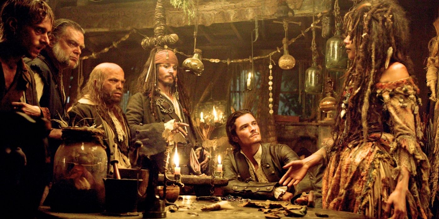 Johnny Depp, Orlando Bloom, Naomie Harris, Mackenzie Crook, Kevin McNally, and Lee Arenberg in Pirates of the Caribbean