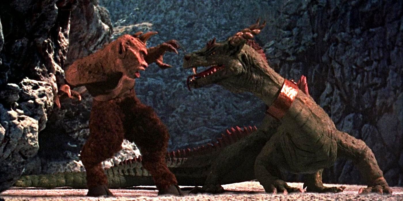 A cyclops fights a dragon in The 7th Voyage of Sinbad.