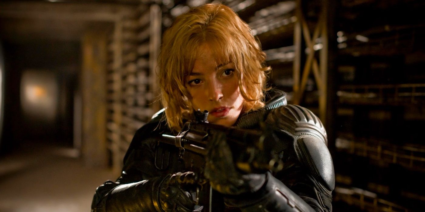 Olivia Thirlby as Cassandra in Dredd