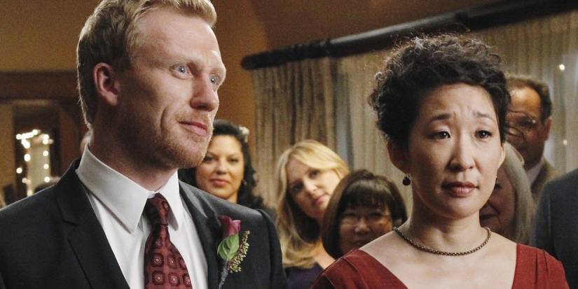Owen Hunt (Kevin McKidd) and Cristina Yang (Sandra Oh) getting married in Grey's Anatomy.
