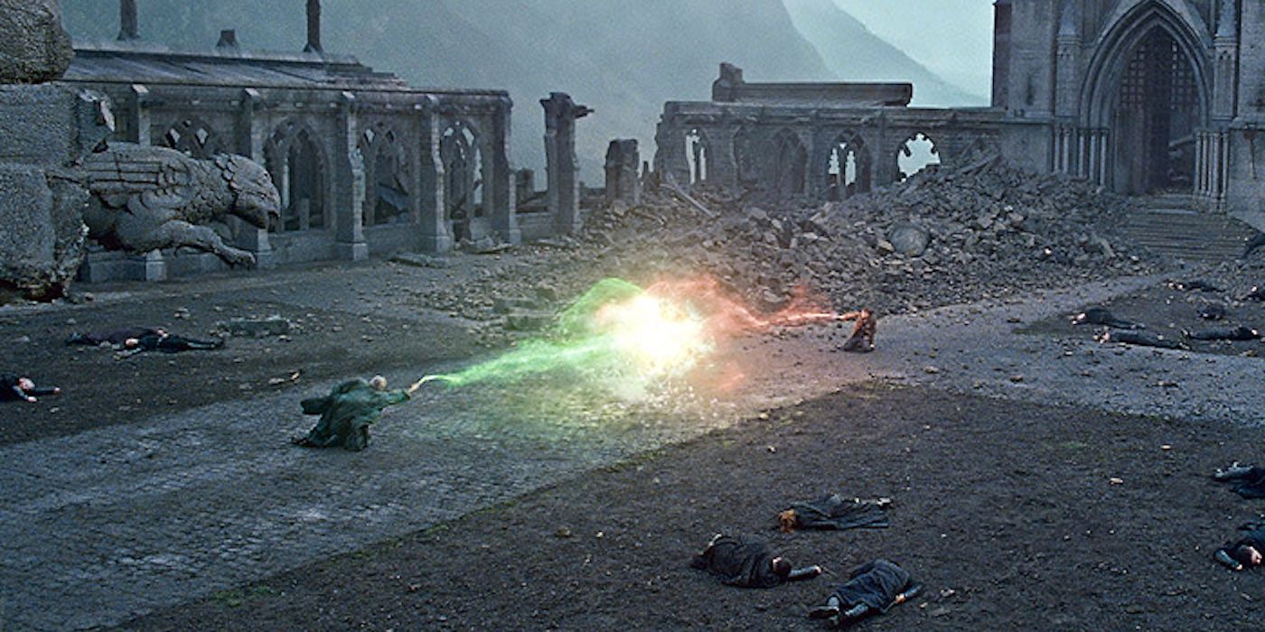 Lord Voldemort (Ralph Fiennes) and Harry Potter (Daniel Radcliffe) engaged in battle from afar in 'Harry Potter and the Deathly Hallows - Part 2'