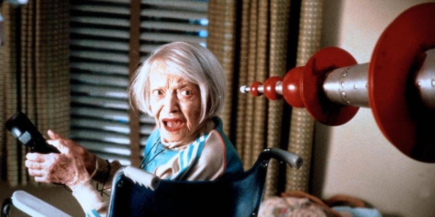 Sylvia Sidney in Mars Attacks!