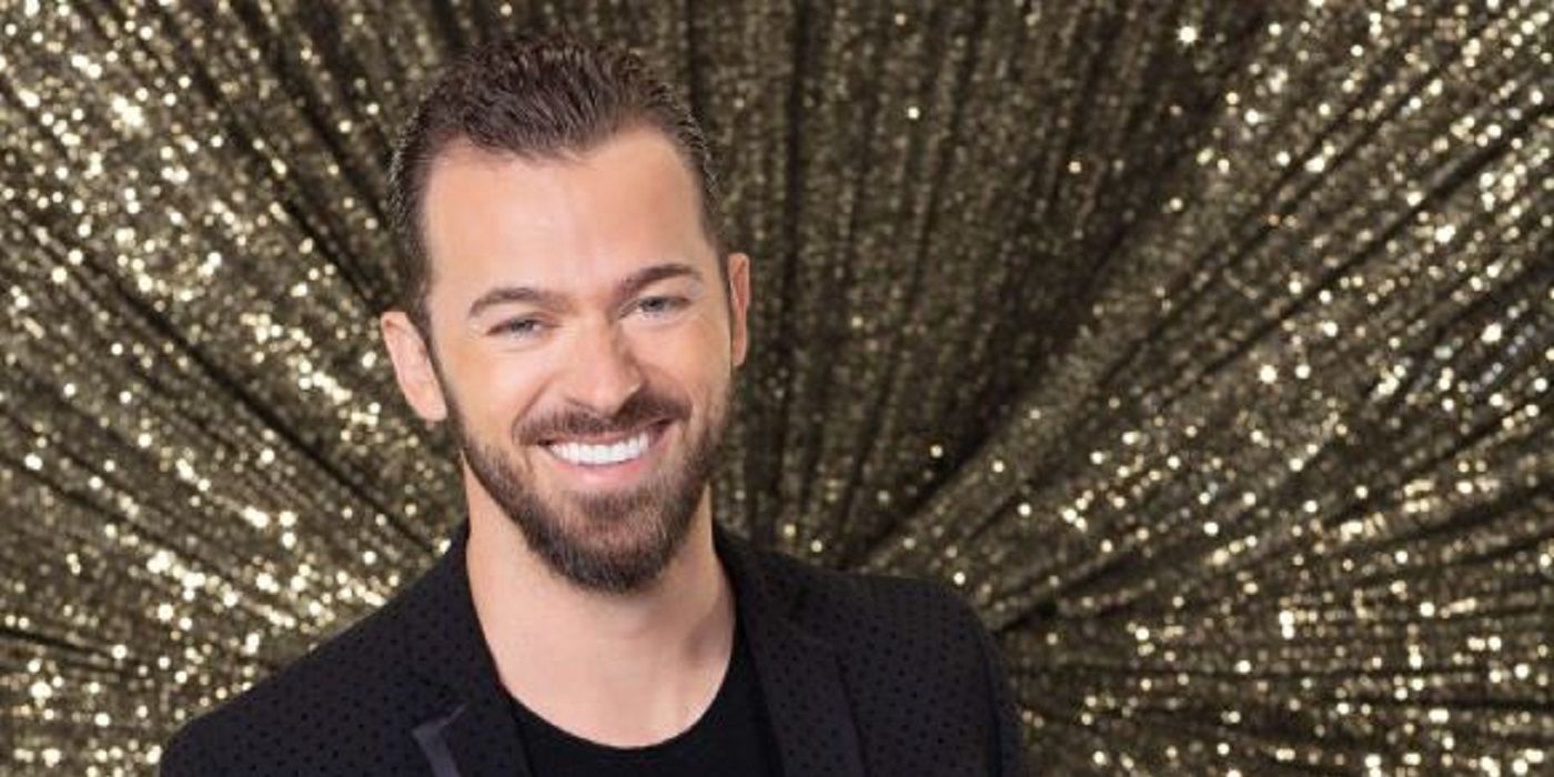 'DWTS' pro Artem Chigvintsev smiling for a picture 