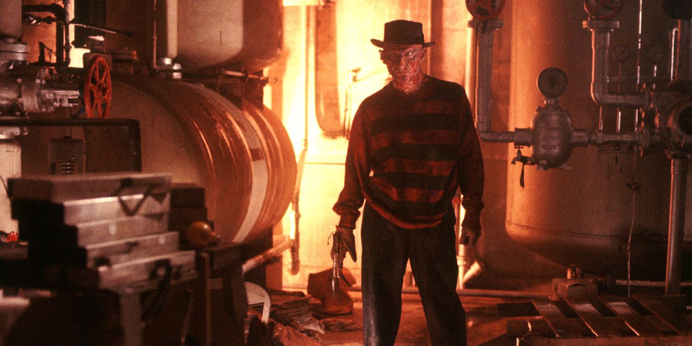 Robert Englund como Freddy Krueger en la sala de calderas en Pesadilla en Elm Street