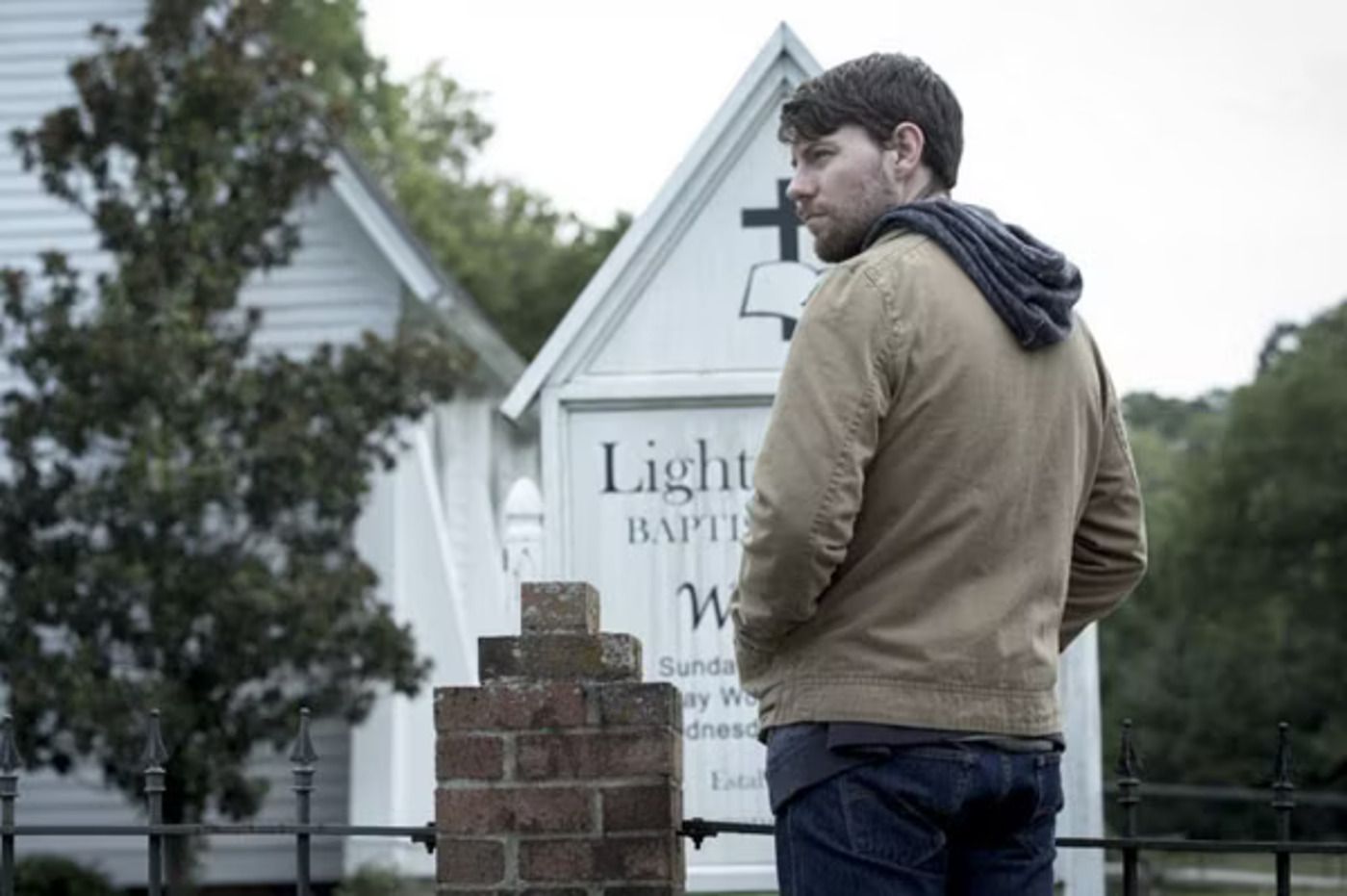 outcast-patrick-fugit-03