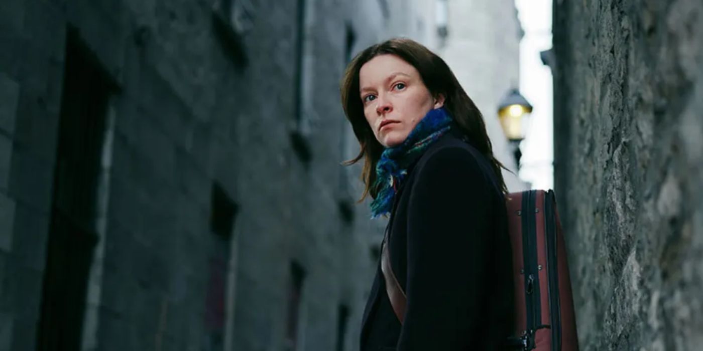 Deragh Campbell in Measures for a Funeral
