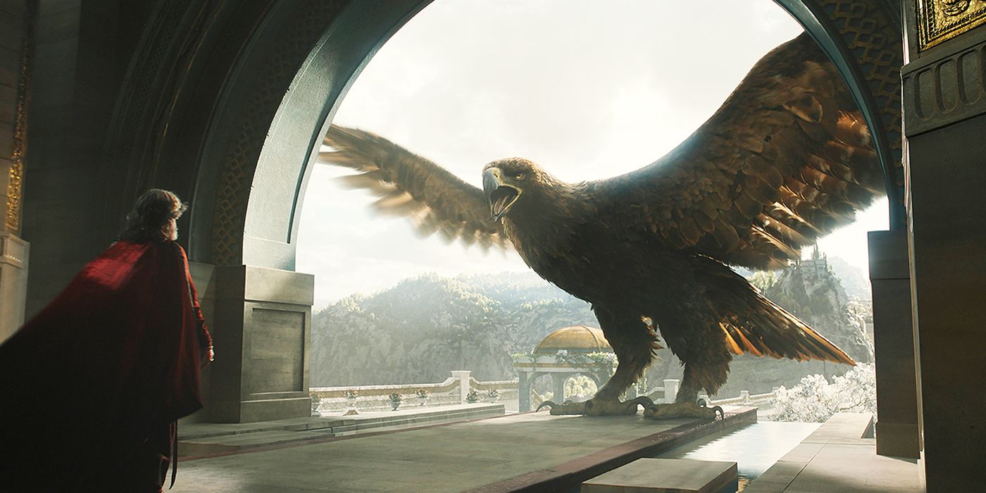 A great eagle lands in Numenor in front of Pharazon with its wings spread out in The Rings of Power