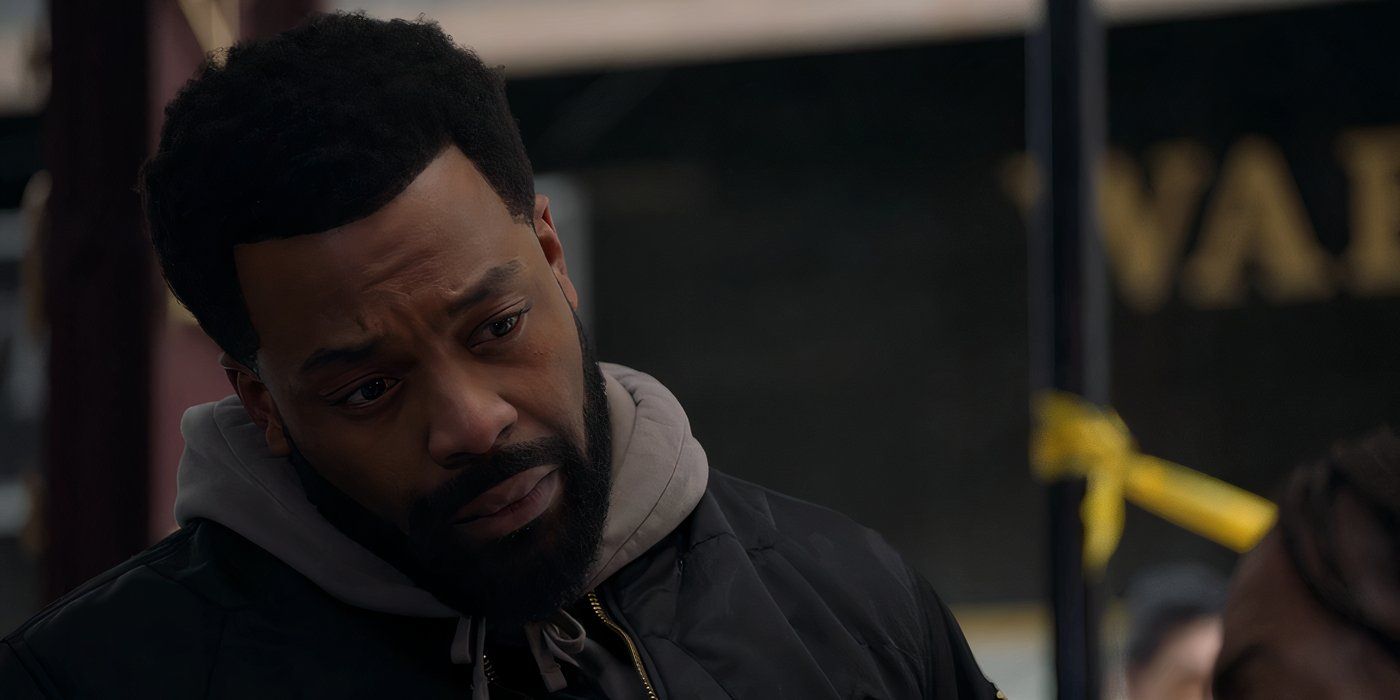 LaRoyce Hawkins as Kevin Atwater speaks to a victim in Chicago P.D.