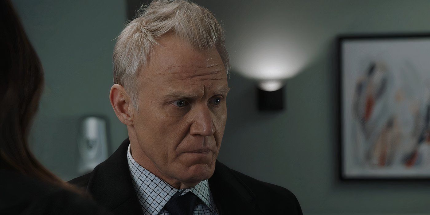 Terry Serpico as Chief Tommy McGrath in Law &amp; Order: SVU.