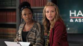 'The Lincoln Lawyer' image from Season 3 shows Becky Newton and Jazz Raycole.