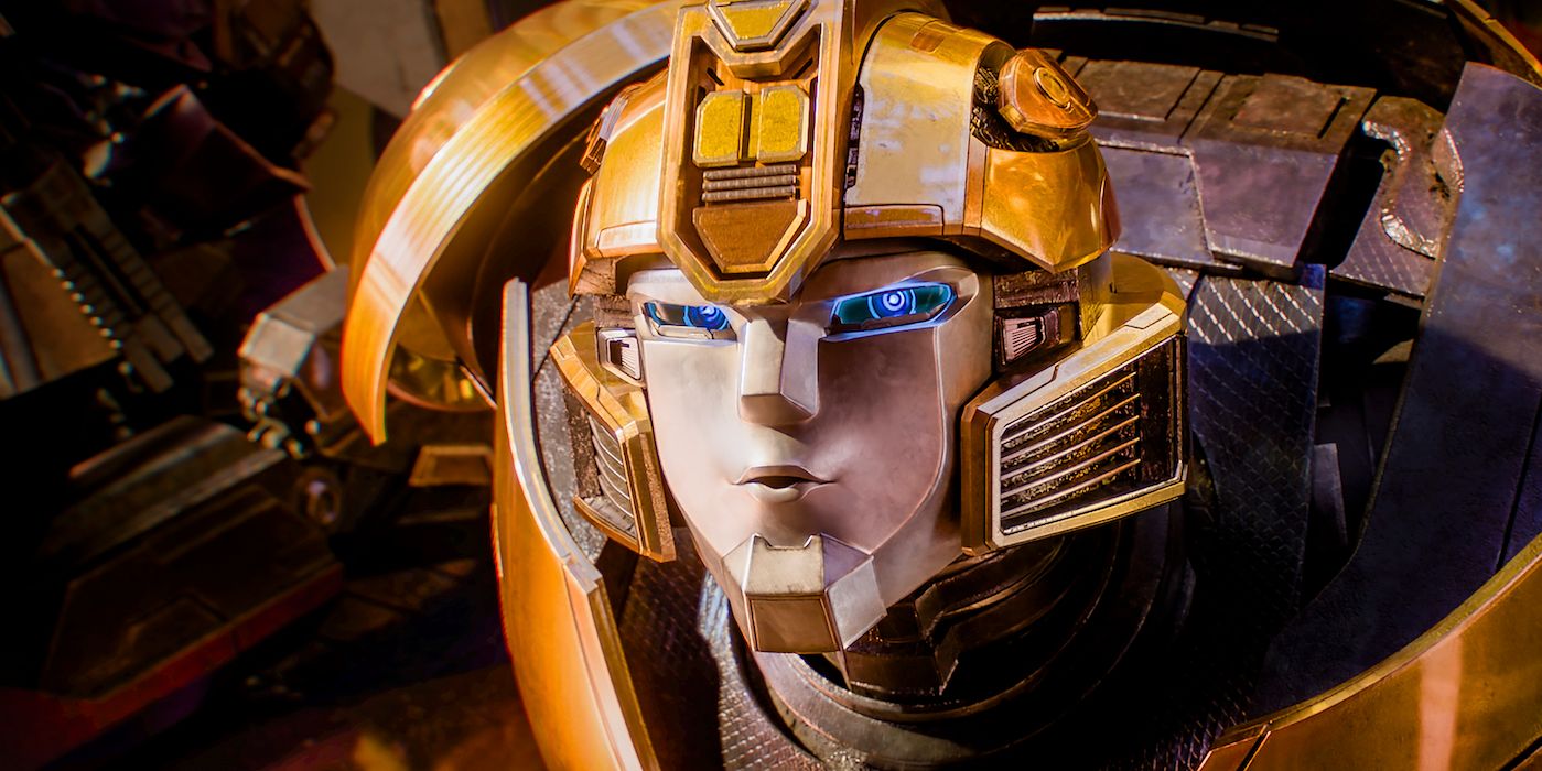 Transformers One - Bumblebee observa