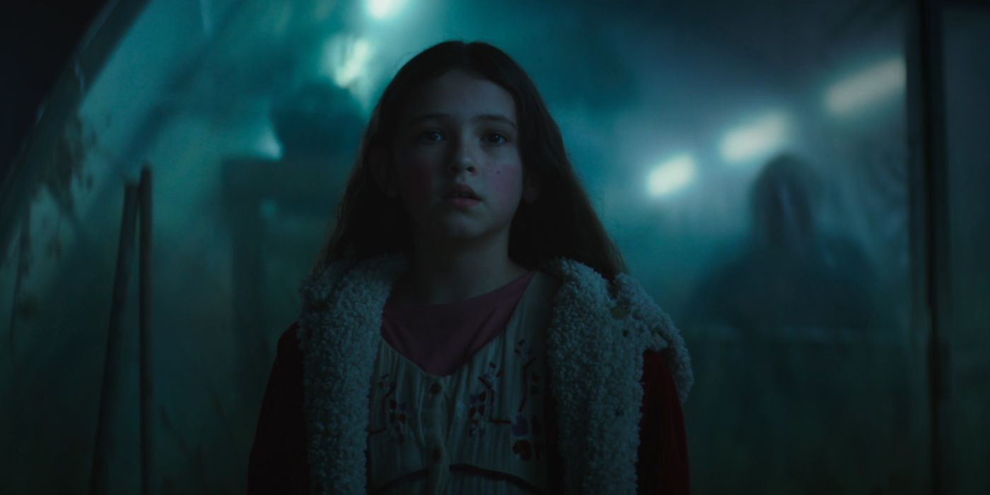 Matilda Firth standing amidst the fog as Ginger in Wolf Man.