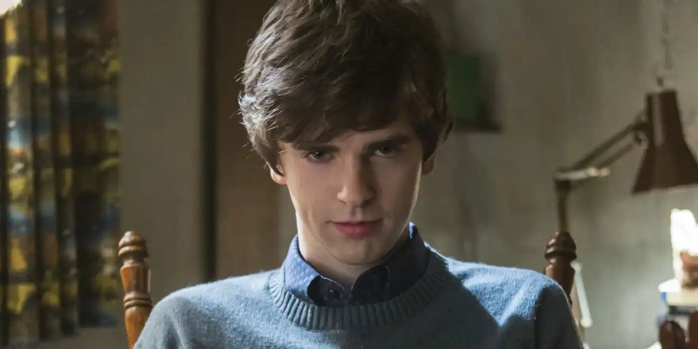 Norman looking sinister in Bates Motel