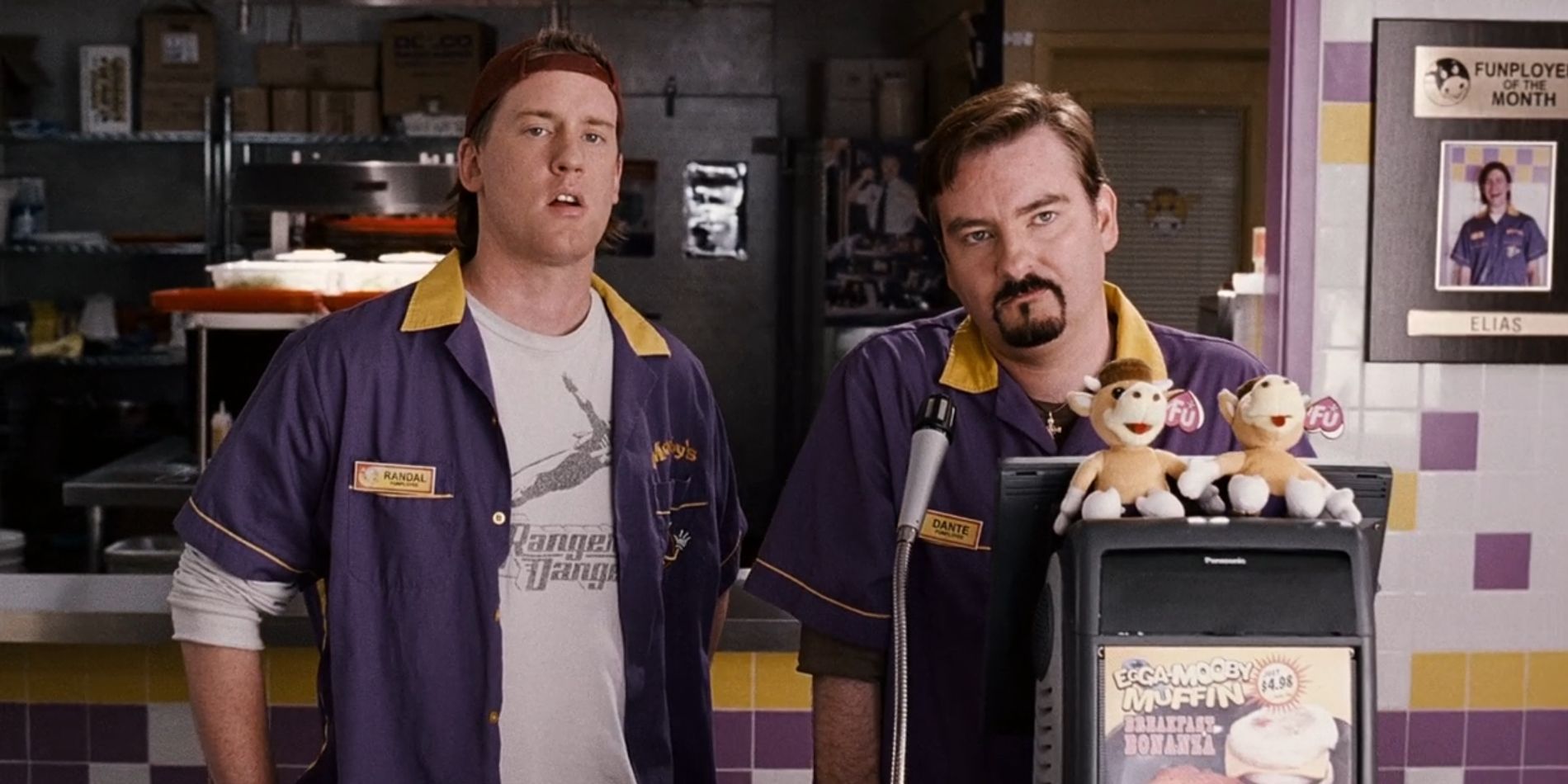 Randal (Jeff Anderson) and Dante (Brian O&rsquo;Halloran) stand behind the register at Mooby&rsquo;s in &lsquo;Clerks II&rsquo;.