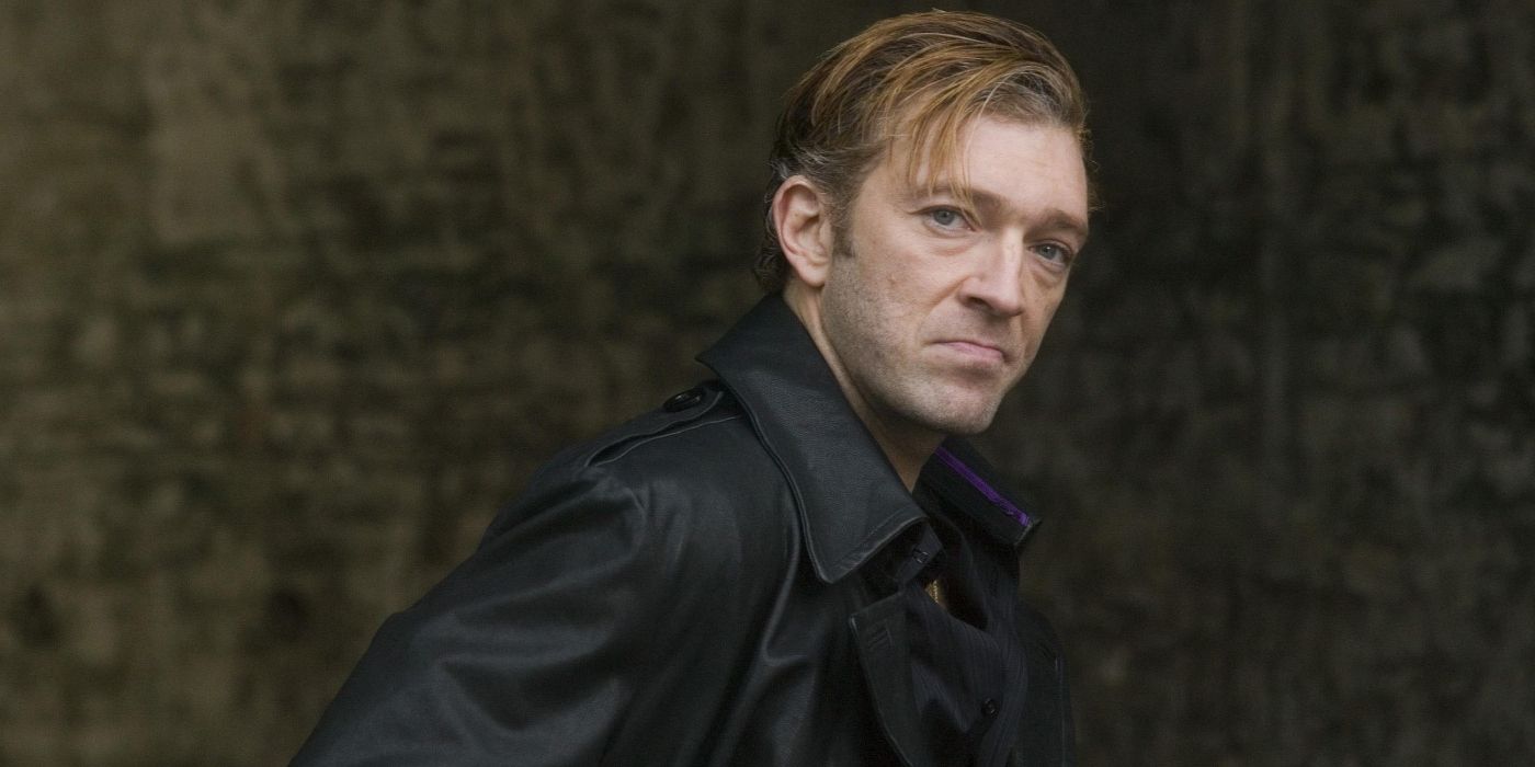 Vincent Cassel as Kirill looking off camera in Eastern Promises