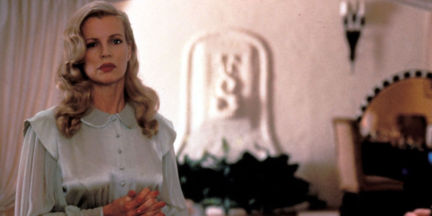 Kim Basinger as Lynn Bracken in LA Confidential 