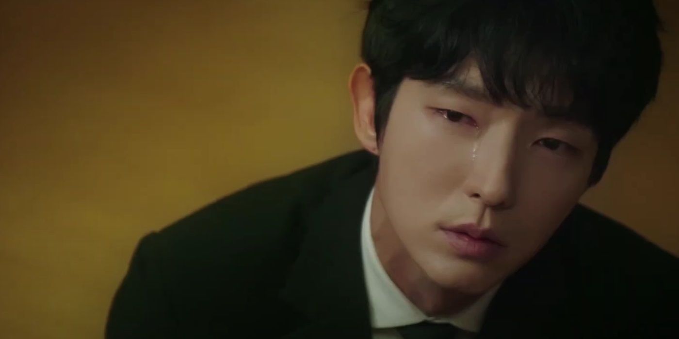 Lee Joon Gi, crying in his suit, as Kim Hee-Woo in &lsquo;Again My Life&rsquo;