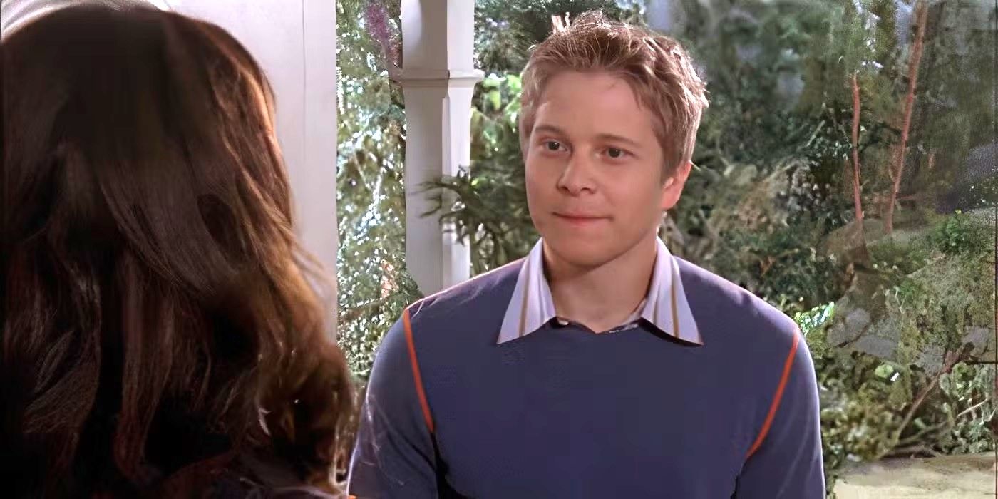 Matt Czuchry as Logan Huntzberger meets Lauren Graham as Lorelai Gilmore on her porch in Gilmore Girls.