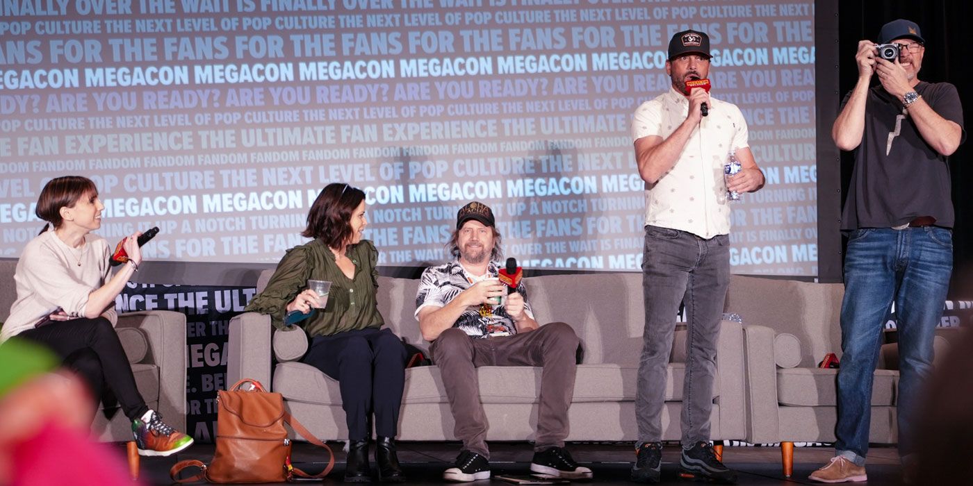 Neve Campbell, Jamie Kennedy, Skeet Ulrich and Matthew Lillard at MegaCon