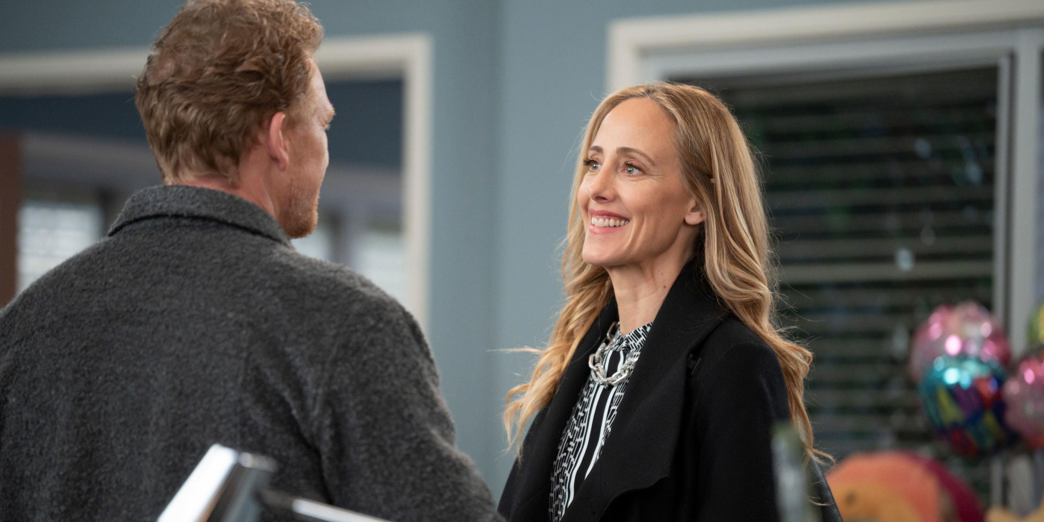 Kim Raver and Kevin McKidd as Teddy Altman and Owen Hunt, looking at each other in 'Grey's Anatomy' Season 20