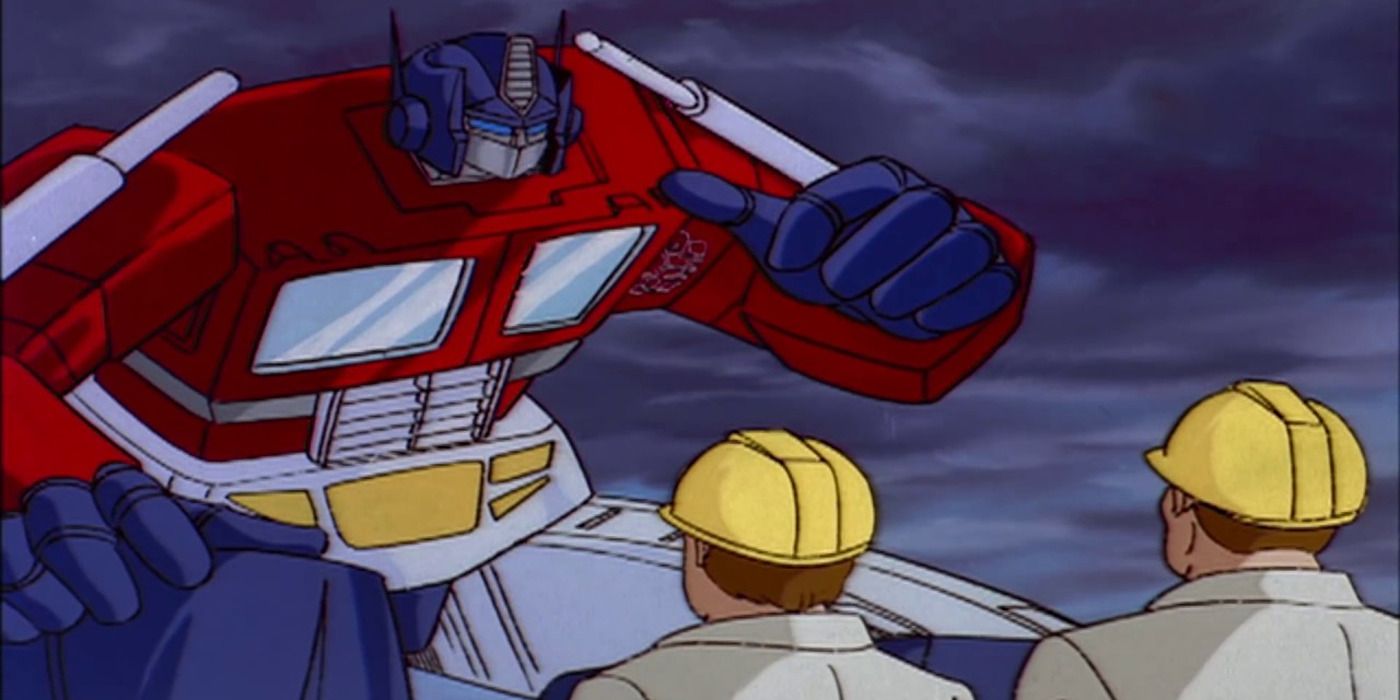 Optimus talking to workers in 'Transformers' (1984)