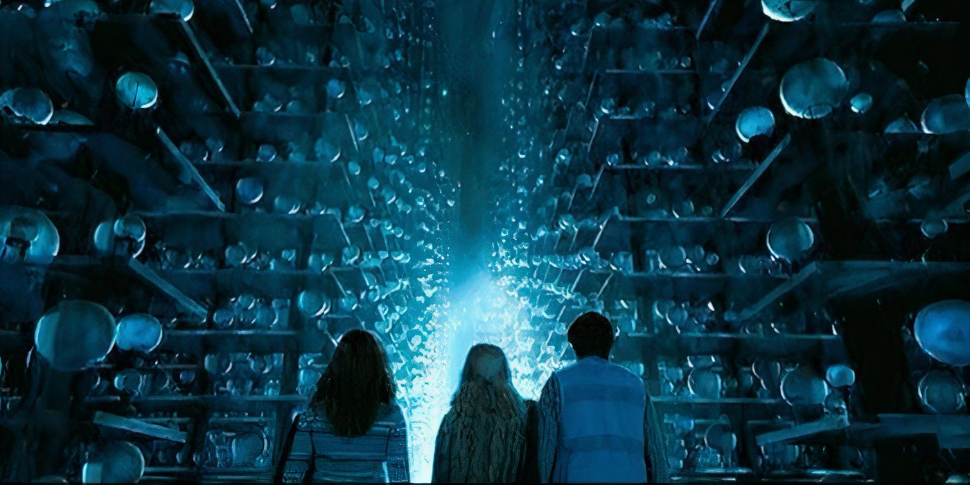 Luna, Neville, and Ginny stare in awe at the Department of Mysteries in 'Harry Potter and the Order of the Phoenix'