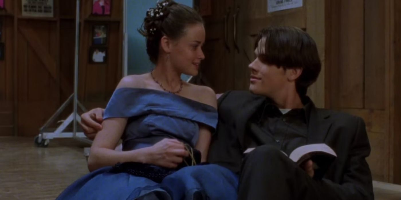 Rory and Dean reading at Miss Patty's after the Chilton dance in Gilmore Girls.