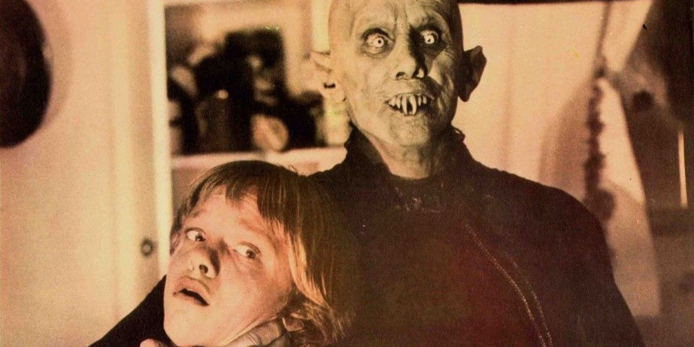 Reggie Nalder as Kurt Barlow grabs Lance Kerwin as Mark Petrie in the 'Salem's Lot' (1979) miniseries.