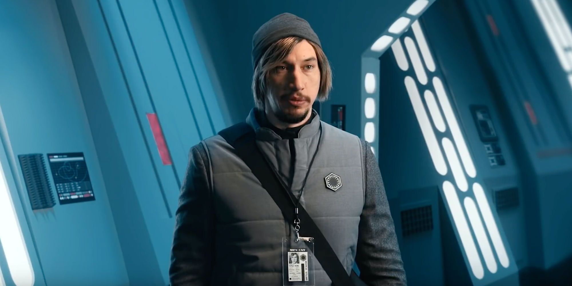 Adam Driver dressed as an intern in a sketch from SNL.