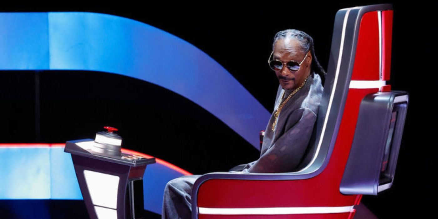 Snoop Dogg turns during the Blind Auditions on 'The Voice' Season 26.