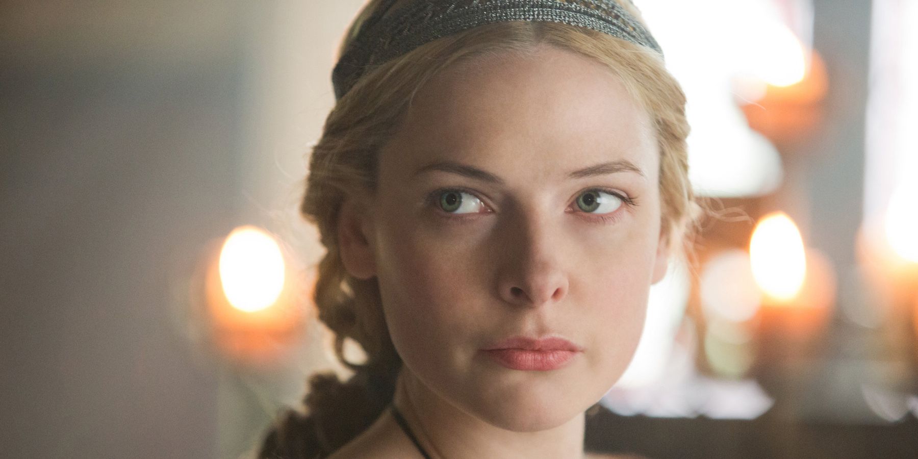 Rebecca Ferguson as Queen Elizabeth in The White Queen