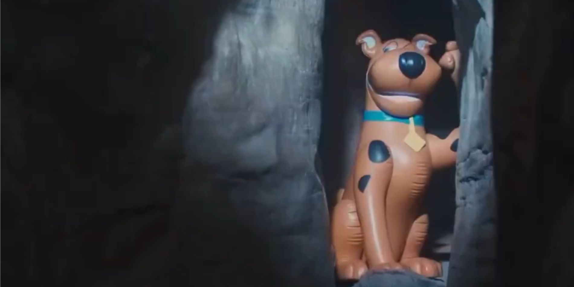 127 Hours - 2010 - Scooby-Doo scene