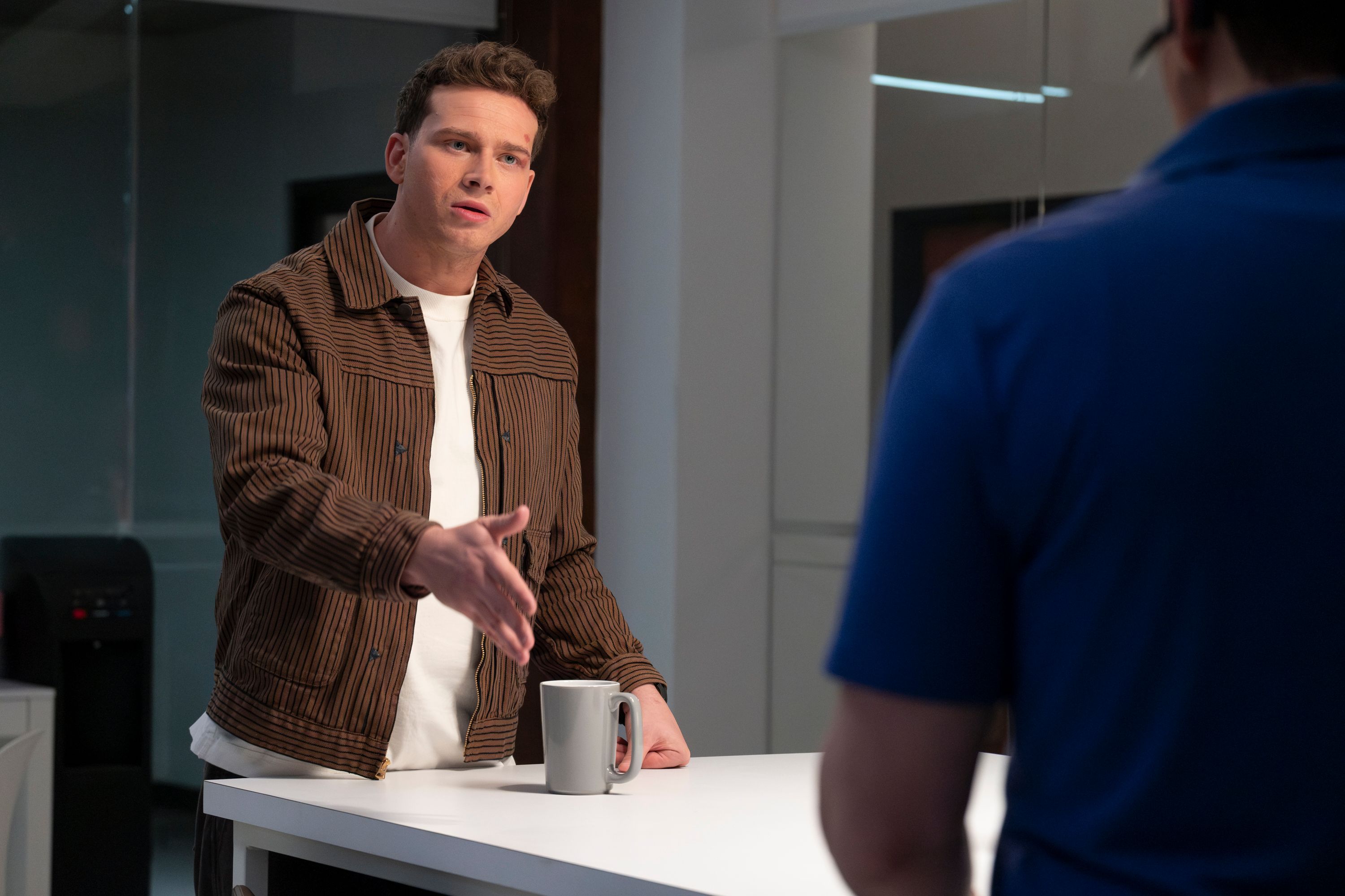 9-1-1's Showrunner Teases Tantalizing "Confessions" for Tommy, Buck, and Eddie