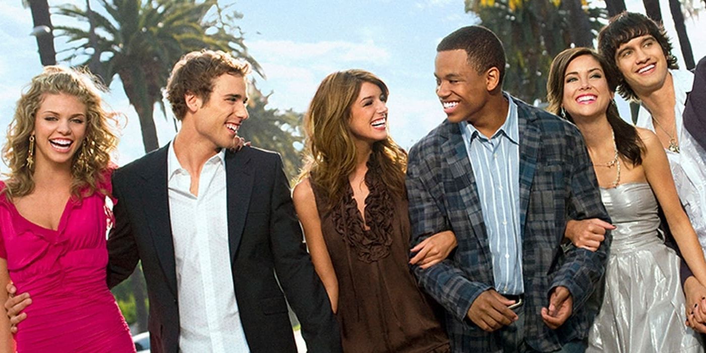 Shenae Grimes-Beech, Michael Steger, Dustin Milligan, AnnaLynne McCord, Jessica Stroup, and Tristan Mack Wilds in 90210 (2008)