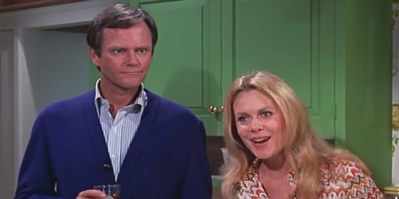 Darren and Samantha in the kitchen talking to someone on Bewitched.