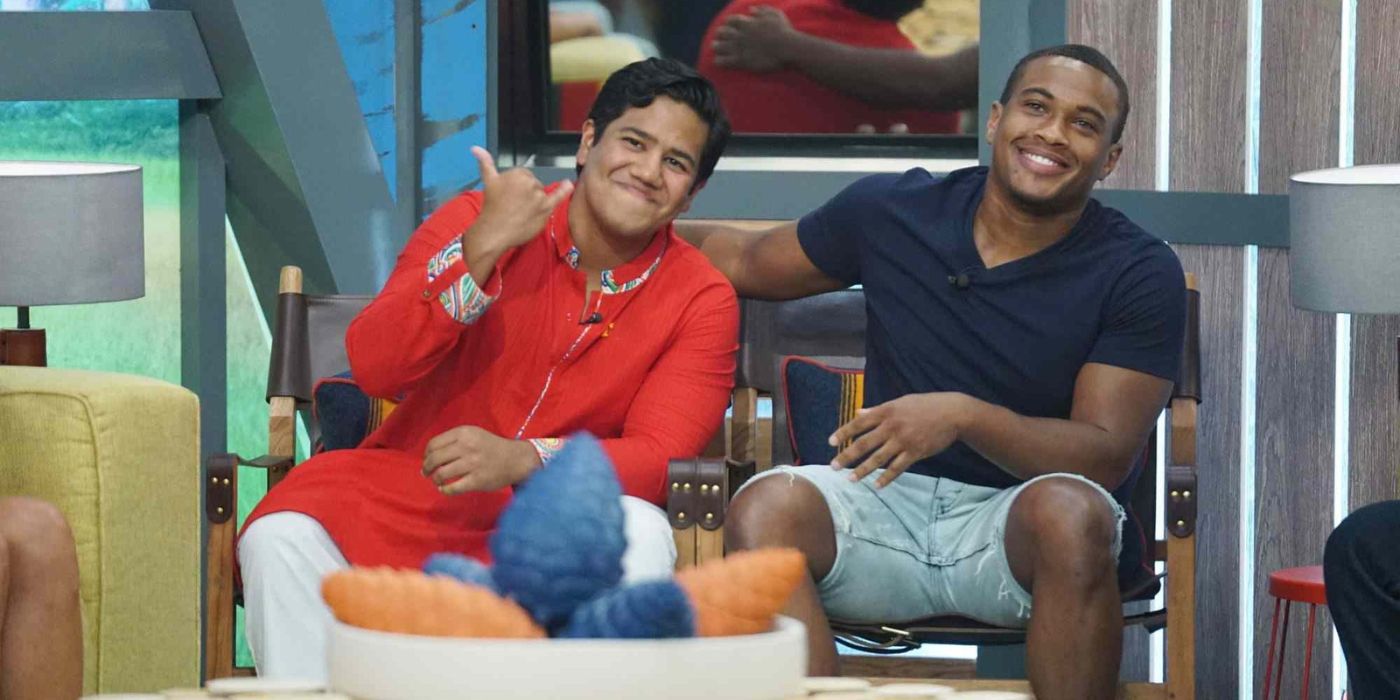 Ovi y David están sentados en la tabla de cortar en 'Gran Hermano 21'.