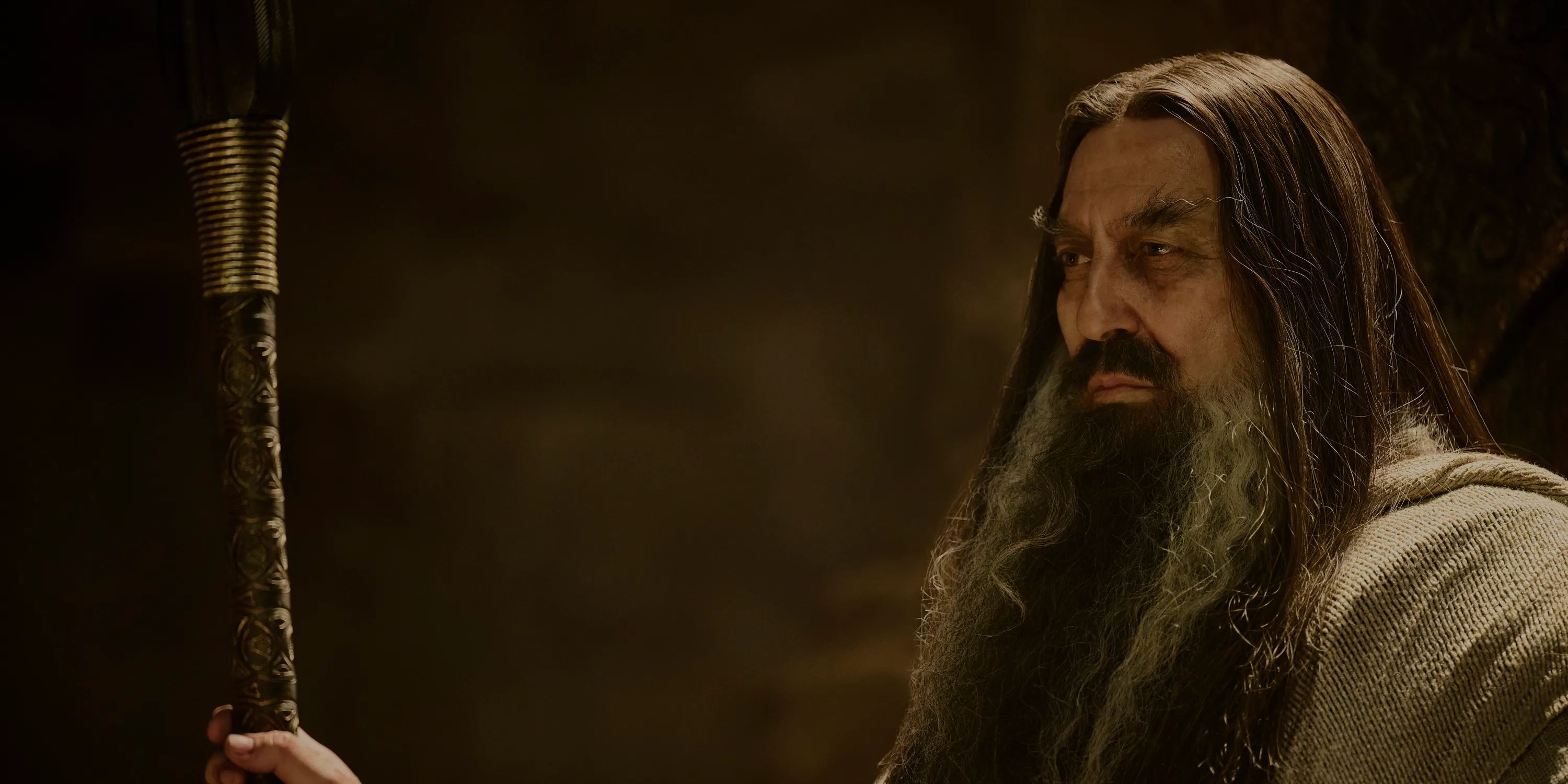 Ciarán Hinds as the Dark Wizard in The Lord of the Rings: the Rings of Power