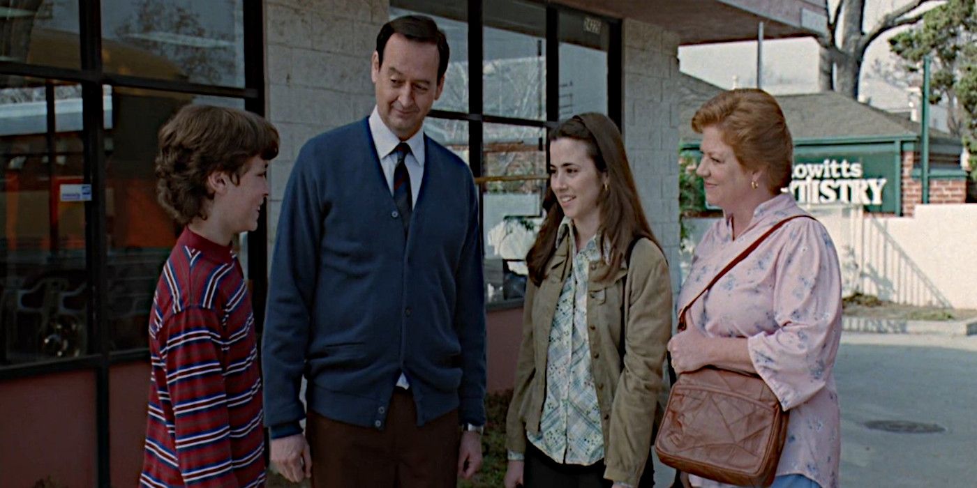 Lindsay Weir says goodbye to her family at the bus station in Freaks and Geeks