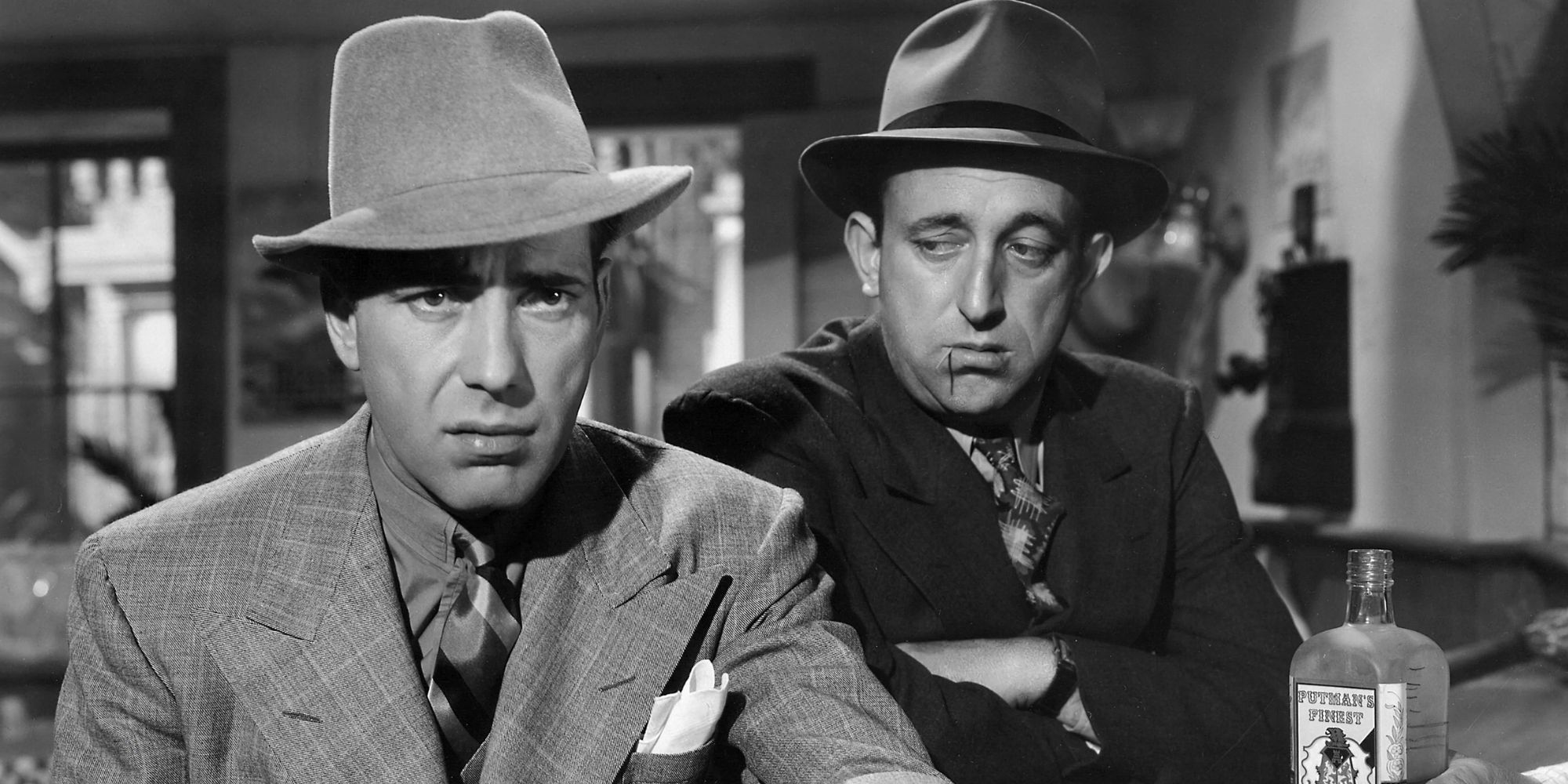 Humphrey Bogart and Allen Jenkins in &lsquo;Dead End&rsquo; (1937)