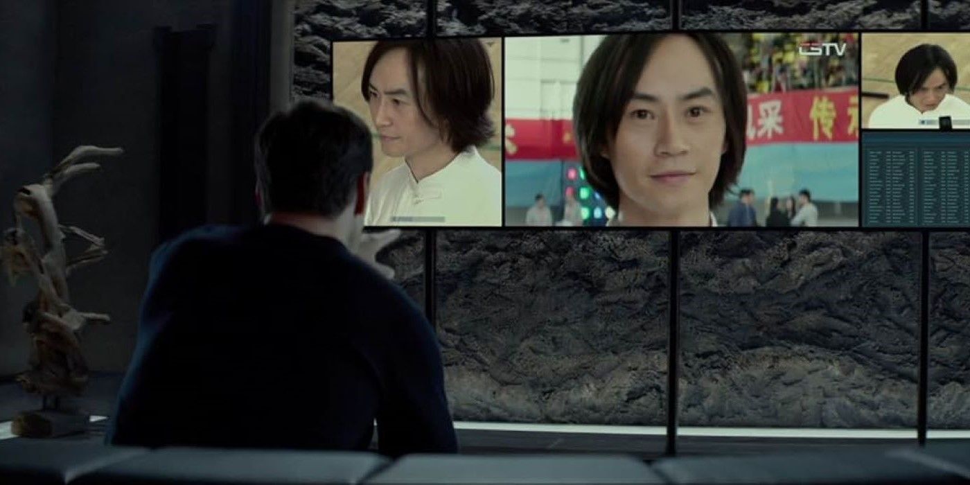 Keanu Reeves (Donaka) and Hu Chen (Chen Li Hu) in Man of Tai Chi