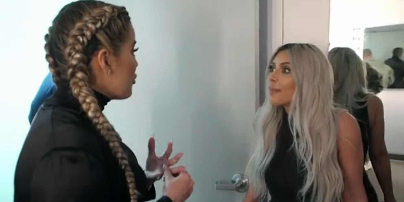 Khloe and Kim Kardashian argue