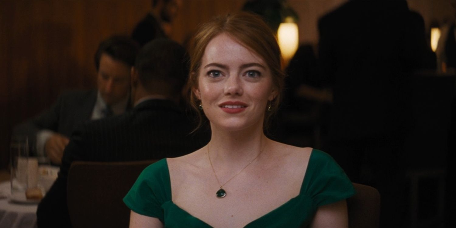 Amelia Dolan, played by Emma Stone, smiles in 'La La Land'.