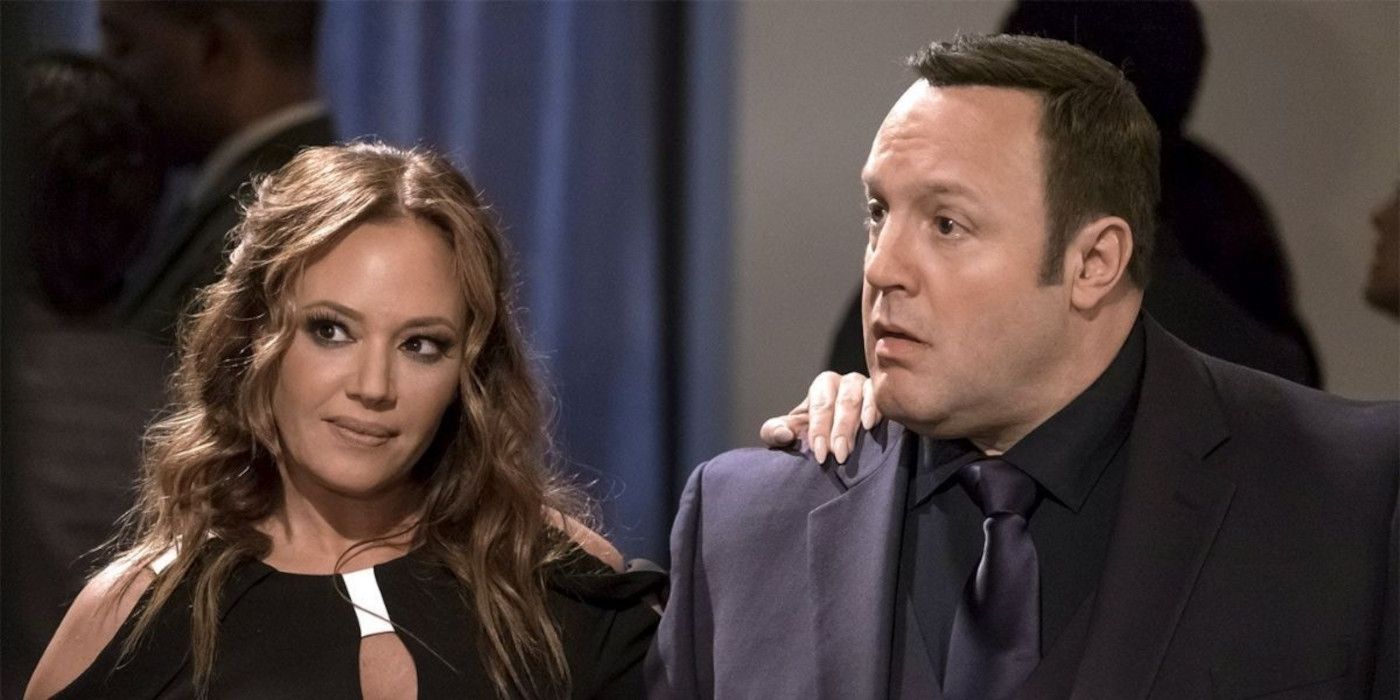 Leah Remini and Kevin James in Kevin Can Wait