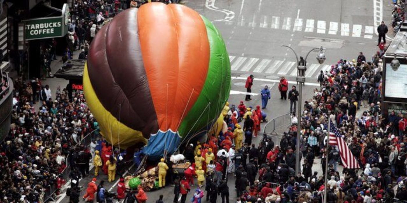 The M&amp;Ms balloon crashes during the Macy&rsquo;s Thanksgiving Day Parade.