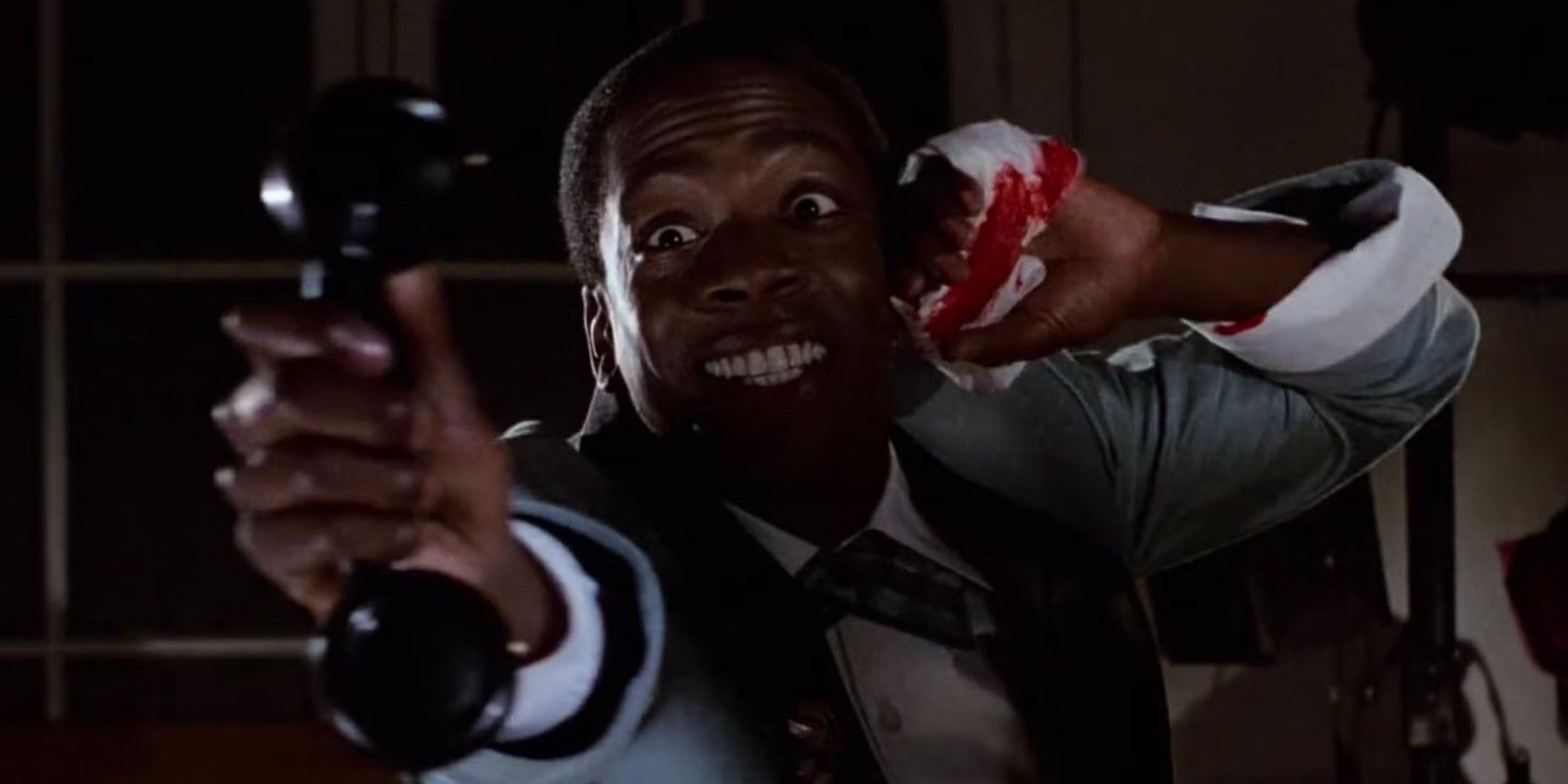 Marvin-holding-telephone-out-excitedly