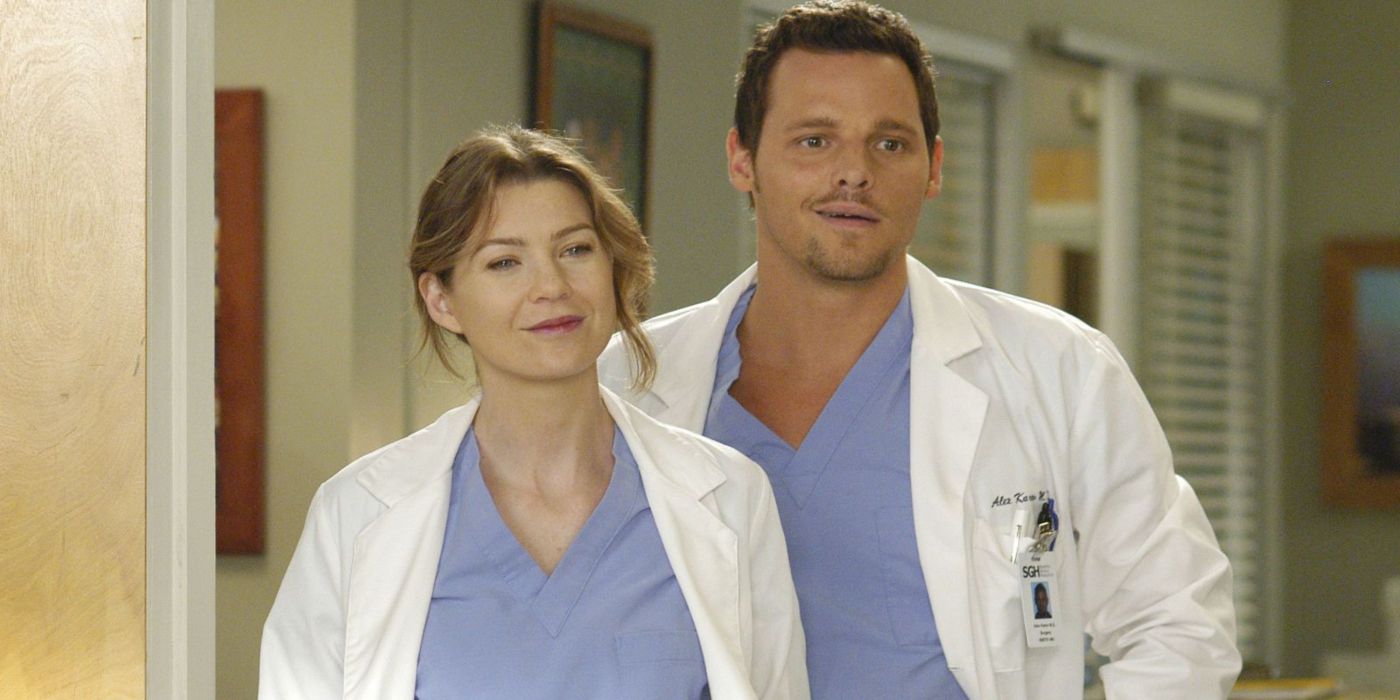 Alex Karev and Meredith Grey in their scrubs in Grey's Anatomy